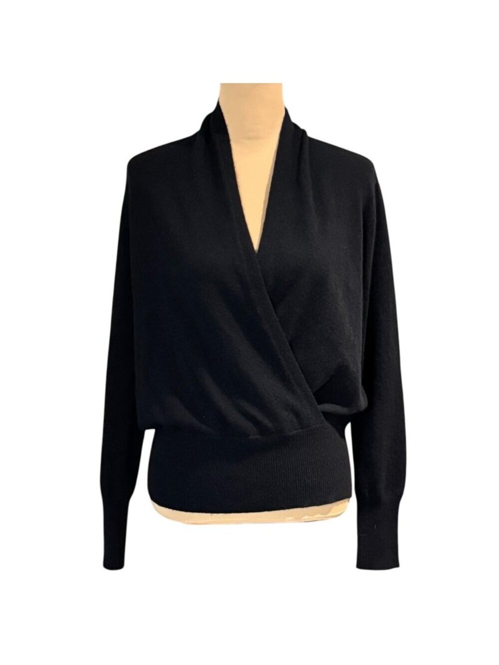 Neiman Marcus 100% Cashmere Wrap Sweater Sz L Minimalist Quiet Luxury - Picture 7 of 7